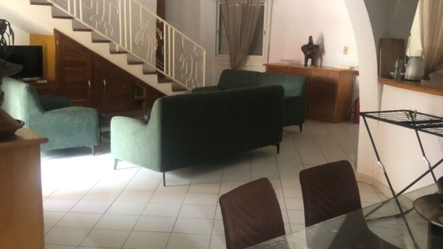 Villa 3 Chambres en Location à Saly (20)