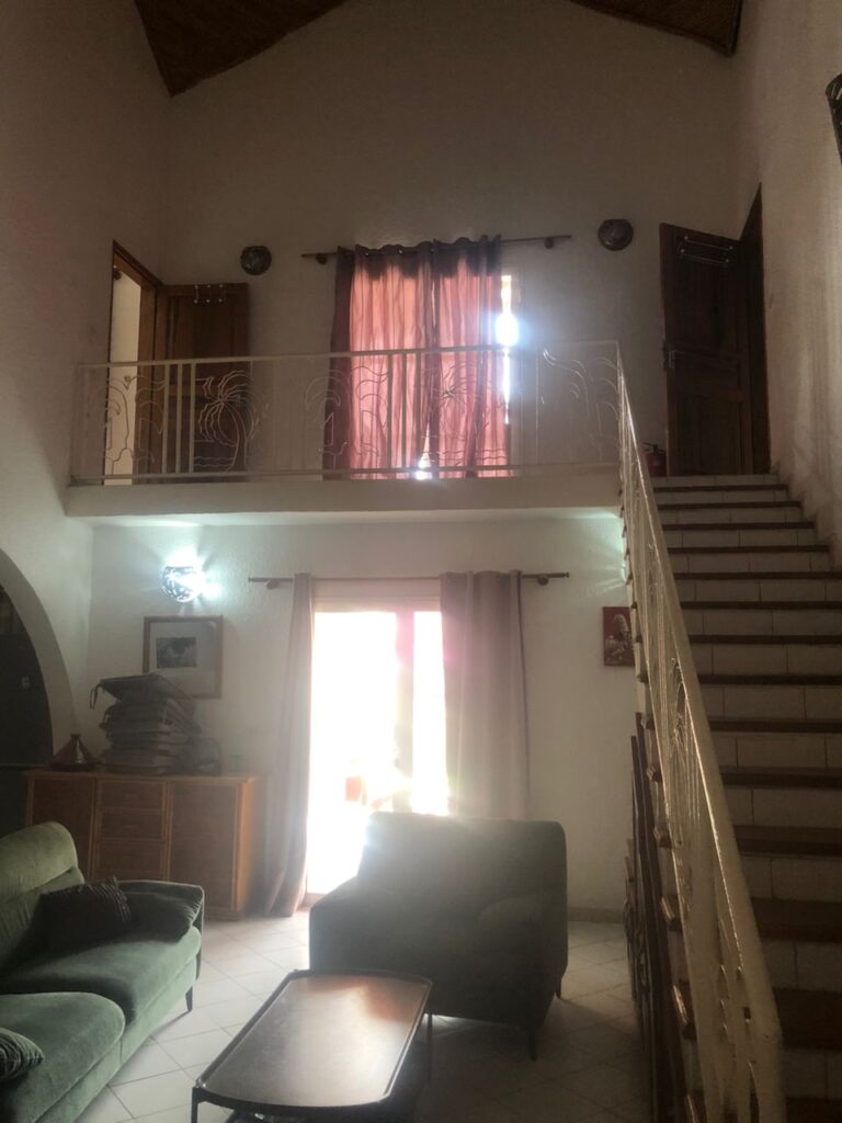 Villa 3 Chambres en Location à Saly (21)