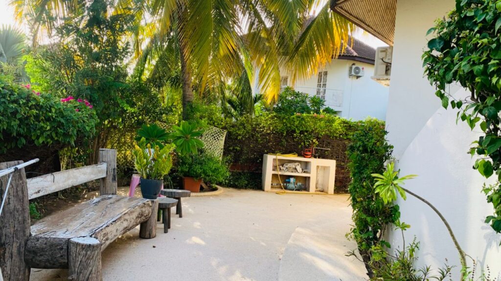 Villa à Louer en Résidence Saly (18)