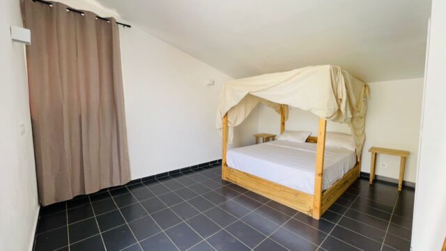 Villa de Prestige à Vendre Saly (13)