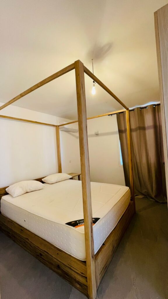 Villa de Prestige à Vendre Saly (25)